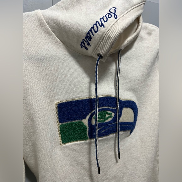 FANATICS Seattle Seahawks Hoodie XS - Picture 3 of 7